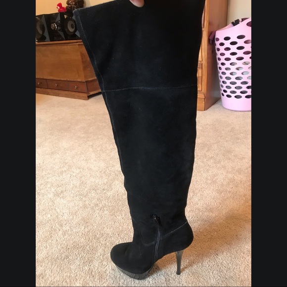 Knee High Boots (Suede) - Picture 3 of 7